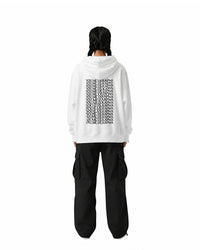byKapwa Studio | You Me Us Kapwa Wave Hoodie - Light | Hoodie Weiß | Model Frau Rückseite