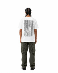 byKapwa Studio | You Me Us Kapwa Wave Tee - Light | T-Shirt Weiß | Model Mann Rückseite