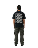 byKapwa Studio | Kapwa Repeat Tee – Dark | T-Shirt Schwarz | Model Mann Rückseite