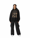 byKapwa Studio | Born to Be Pinoy Hoodie | Hoodie Schwarz | Model Frau Vorderseite