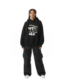 byKapwa Studio | Dating Apps & Lumpia Hoodie - Dark | Hoodie Schwarz | Model Frau Vorderseite
