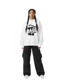byKapwa Studio | Dating Apps & Lumpia Hoodie - Light | Hoodie Weiß | Model Frau Vorderseite