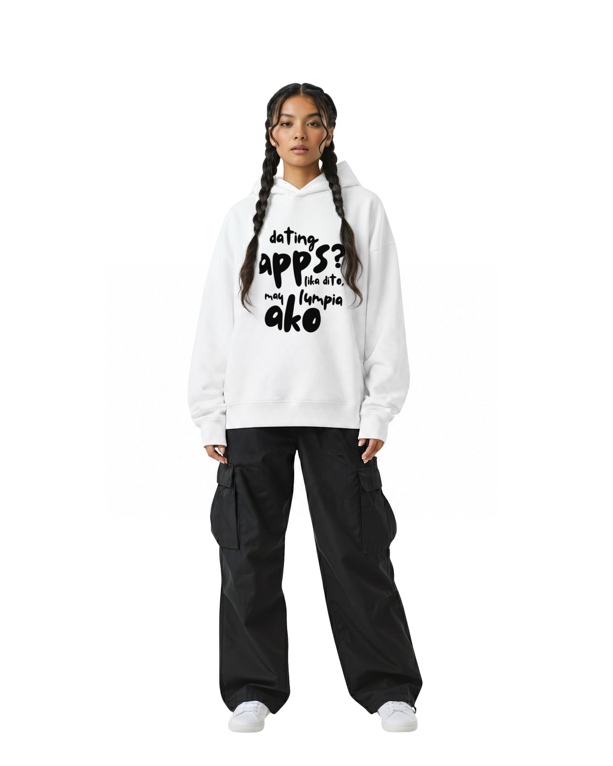 byKapwa Studio | Dating Apps & Lumpia Hoodie - Light | Hoodie Weiß | Model Frau Vorderseite
