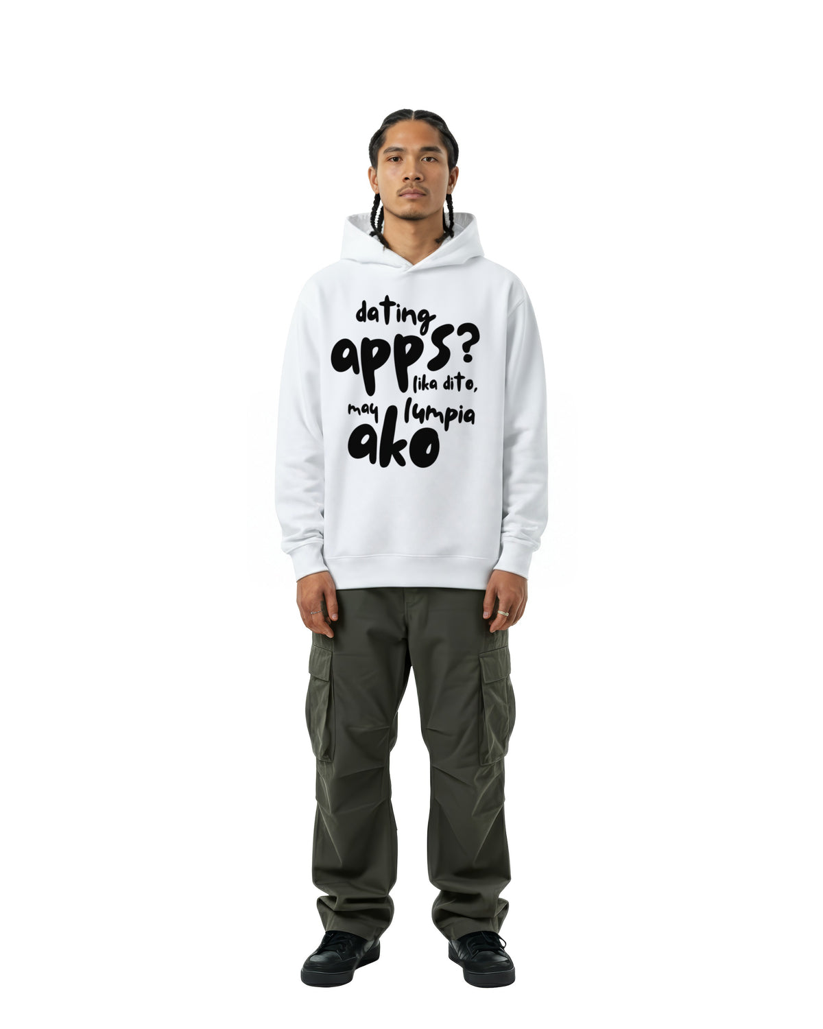byKapwa Studio | Dating Apps & Lumpia Hoodie - Light | Hoodie Weiß | Model Mann Vorderseite