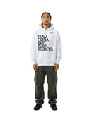 byKapwa Studio | Team Extra Rice Hoodie - Light | Hoodie Weiß | Model Mann Vorderseite