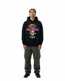 byKapwa Studio | Life’s Better with Halo-Halo Hoodie | Hoodie Schwarz | Model Mann Vorderseite