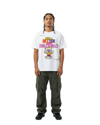 byKapwa Studio | Life’s Better with Halo-Halo Tee | T-Shirt Weiß | Model Mann Vorderseite