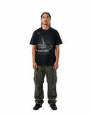 byKapwa Studio | Homecoming Tee - Dark | T-Shirt Schwarz | Model Mann Vorderseite