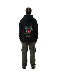 byKapwa Studio | Kapwa Konek Hoodie - Dark | Hoodie Schwarz | Model Mann Rückseite