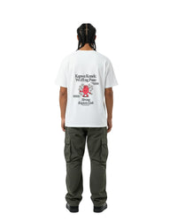 byKapwa Studio | Kapwa Konek Tee - Light | T-Shirt Weiß | Model Mann Rückseite