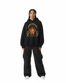 byKapwa Studio | Pande-Sun Rise Hoodie - Dark | Hoodie Schwarz | Model Frau Vorderseite