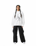 byKapwa Studio | Philippine Archipelago Hoodie - Light | Hoodie Weiß | Model Frau Vorderseite