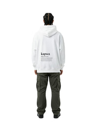 byKapwa Studio | Kapwa Definition Hoodie - Light | Hoodie Weiß | Model Mann Rückseite